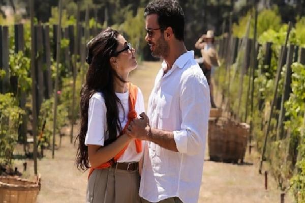Barış Arduç ile Paylaşılan Aşk ve Gözyaşında Hande Erçel'in Çarpıcı Performansı