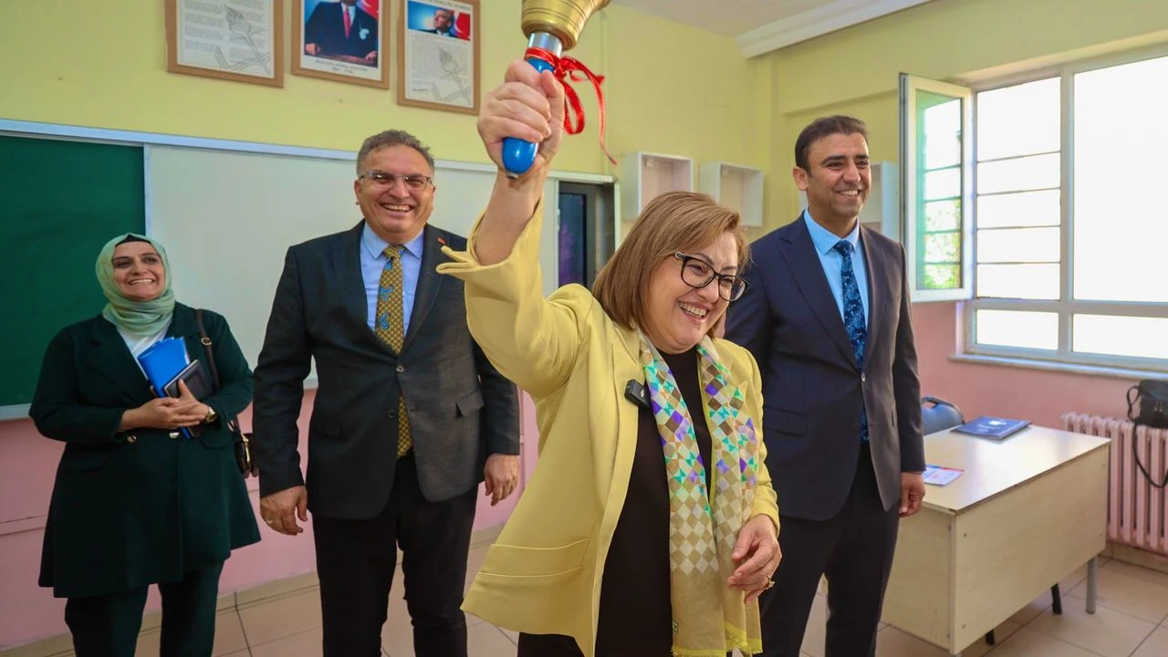 Gaziantep’te Öğrenciler İçin Büyük Müjde: Yeni Abonman Kart Devrede