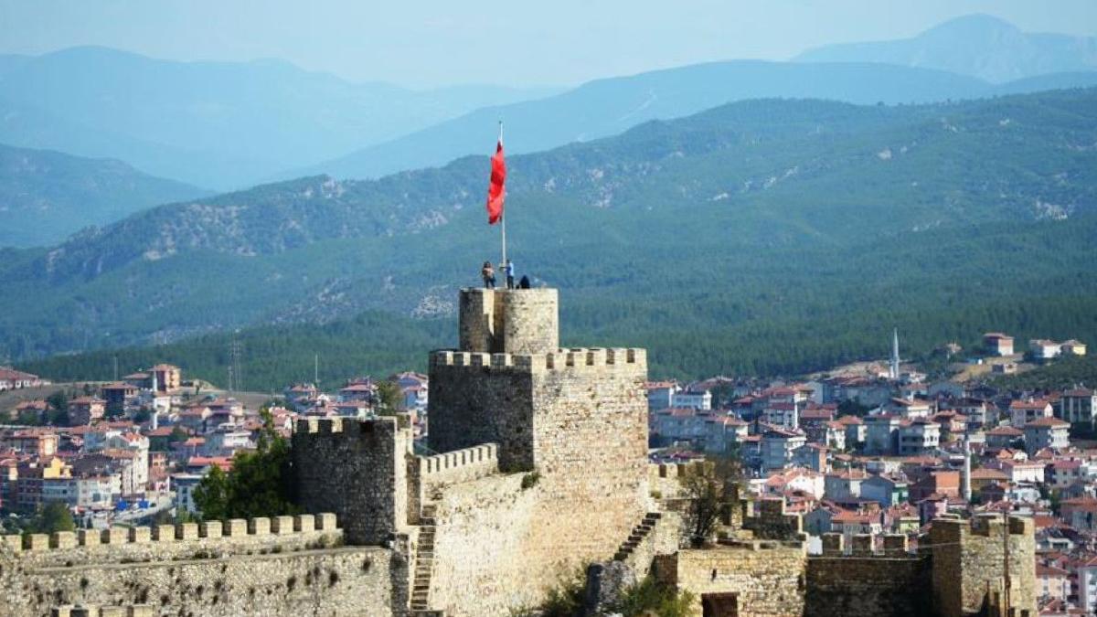 Türkiye'nin Tarihine Işık Tutan 5 Efsanevi Kale