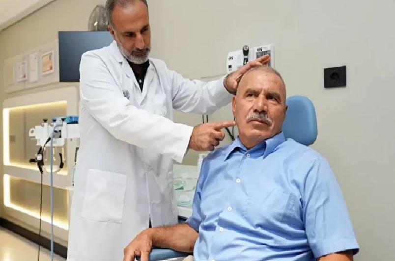 Yüz Felci Korkusu Yüzünden Yıllarca Ertelenen Tümör, Konuşma Yetisini Kaybettirdi