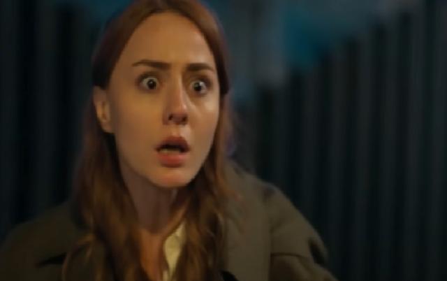 Aynadaki Yabancı Dizisi: Azra Karakterinin Gerçek Hayattaki İsim ve Rolü