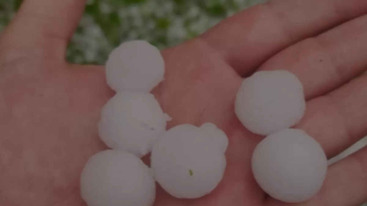 Gaziantep’te Nisan Ayında Şaşırtan Dolu Felaketi: Şehir Beyaza Büründü