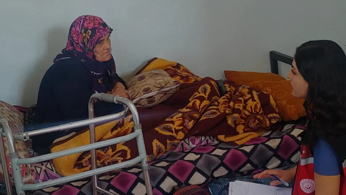 Aile ve Sosyal Hizmetler Bakanlığından Evde Bakım Yardımı Ödemesi