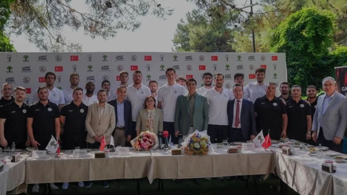 Gaziantep Basketbolun Yeni Yönetimi Şehitkamil Belediyesi Oldu