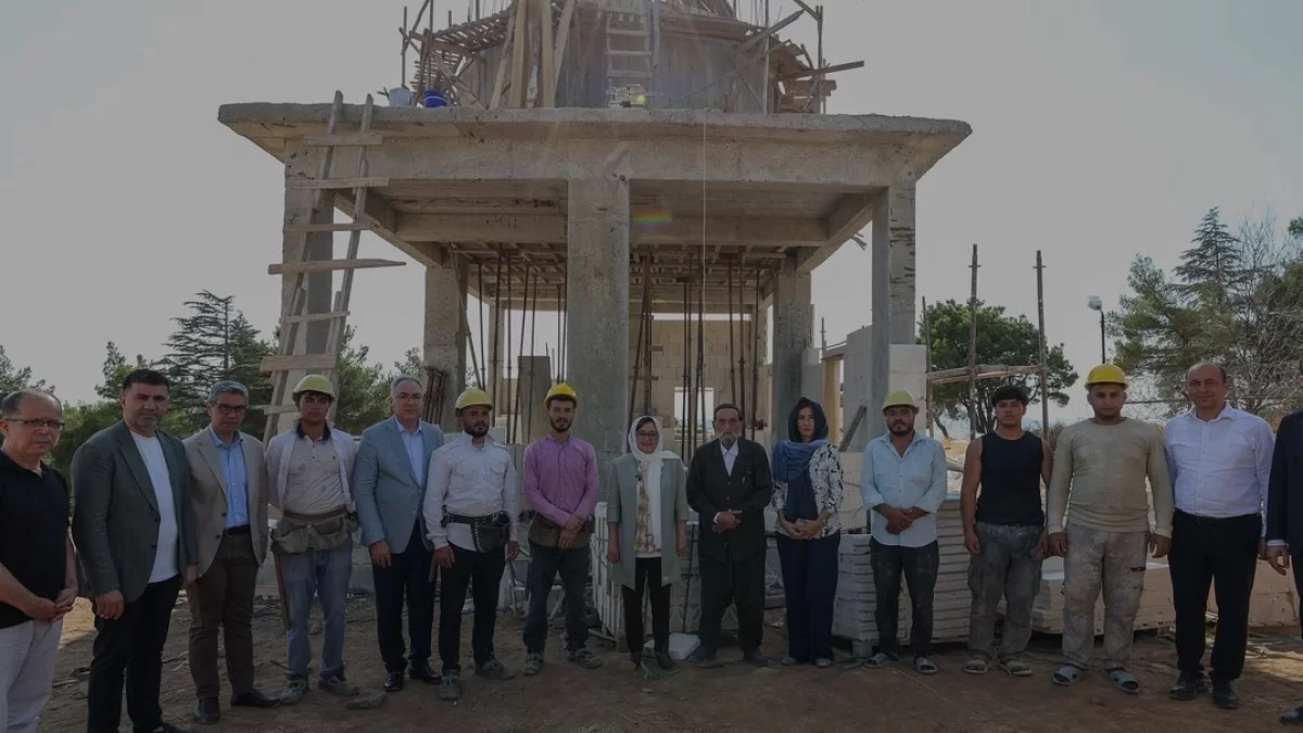 Gaziantep Dülük Baba Türbesini Aslına Uygun İnşa Ediyor