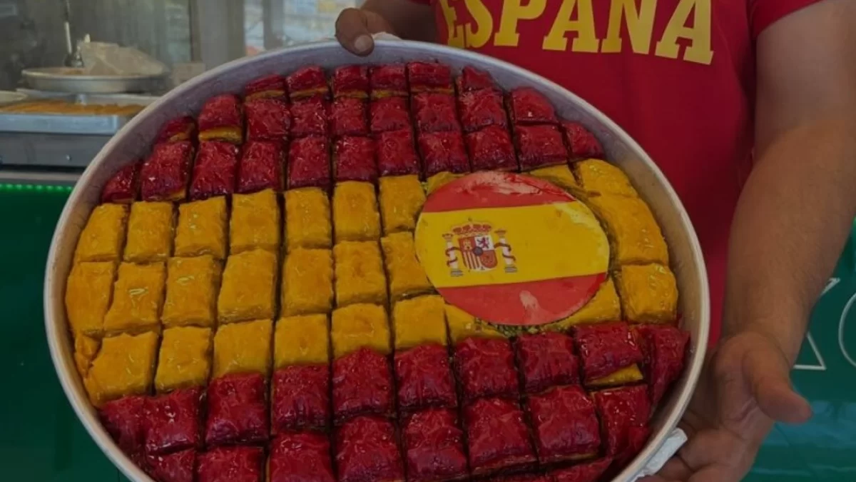 Gaziantepli Ustadan İspanya Şampiyonluğuna Baklavalı Jest