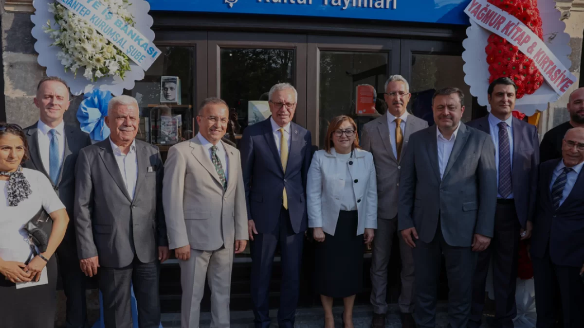 İş Bankası Gaziantep Bayazhan Kitabevi Kapılarını Açtı