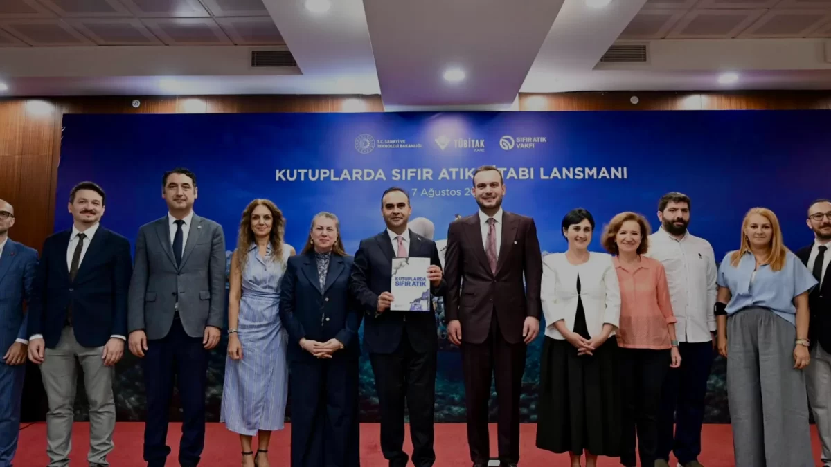 Kutuplarda Sıfır Atık Kitabı Tanıtıldı