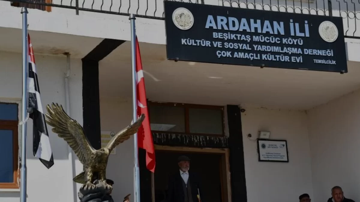 Ardahan Beşiktaş Köyü Kartal Heykelinin Açılışı Yapıldı