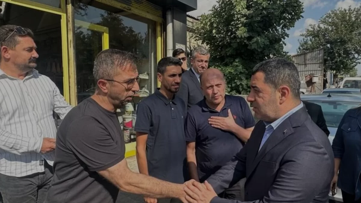 Bünyamin Bozgeyik Gaziantep temaslarında gençleri ve esnafı dinledi