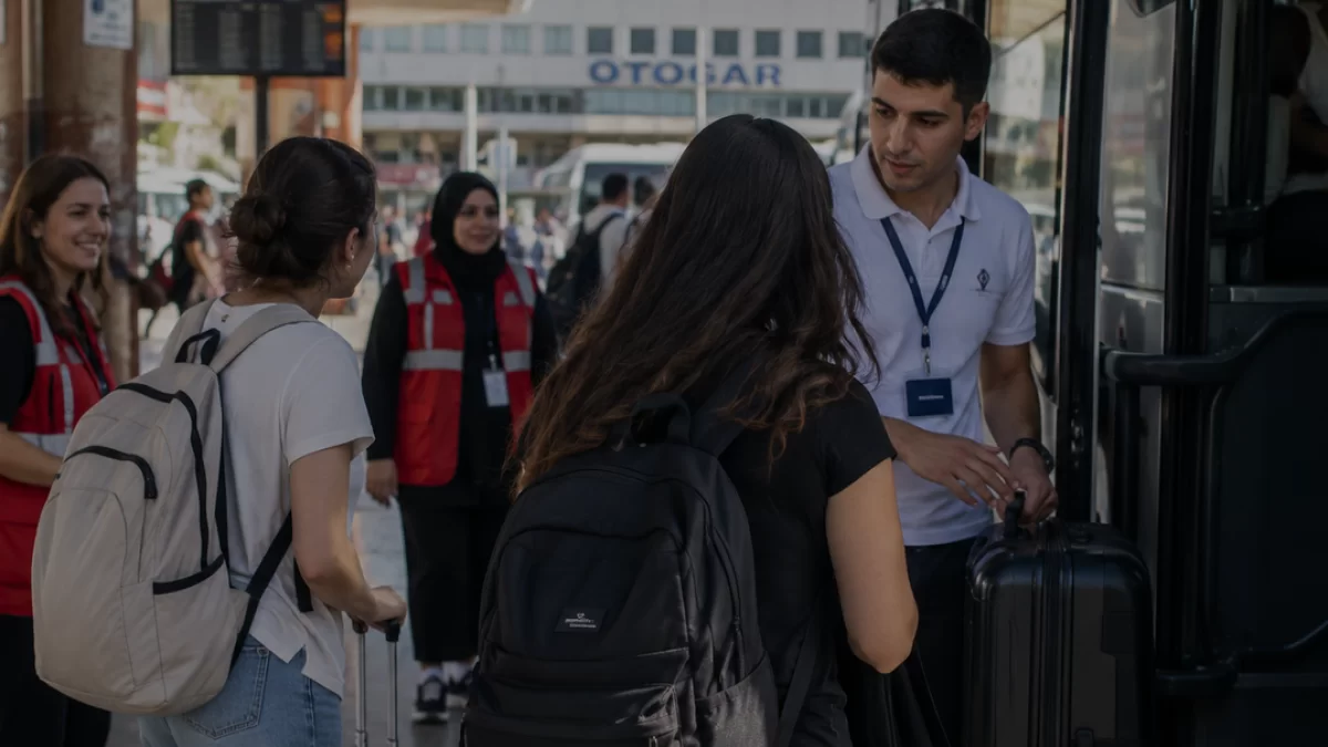Gaziantep Büyükşehir Belediyesi üniversite öğrencilerine ulaşım desteği sağlıyor