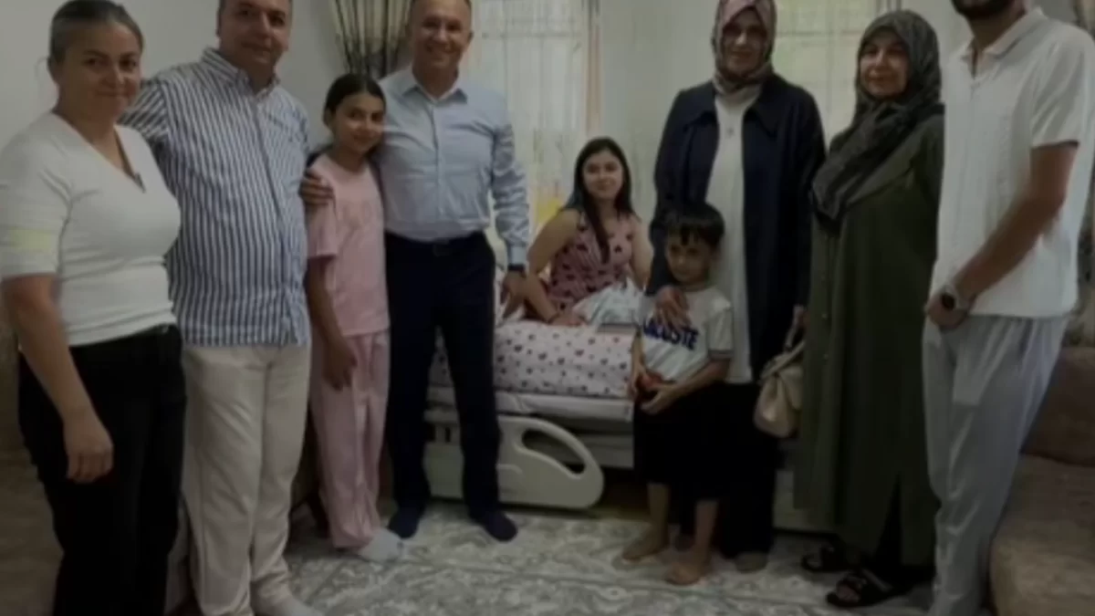 Gaziantep Valisi Kemal Çeber 14 Yaşındaki Ömür Güner Öcükü Ziyaret Etti