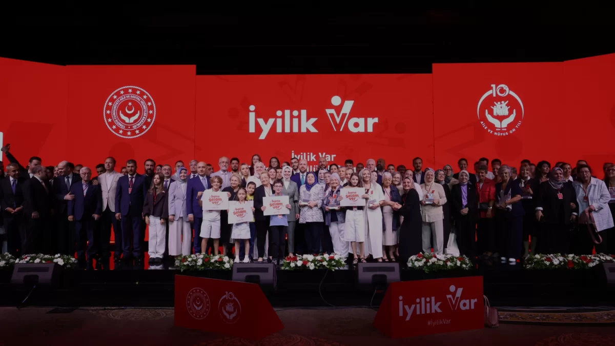İyilik Var Türkiye Gönüllülük Programı Tanıtıldı
