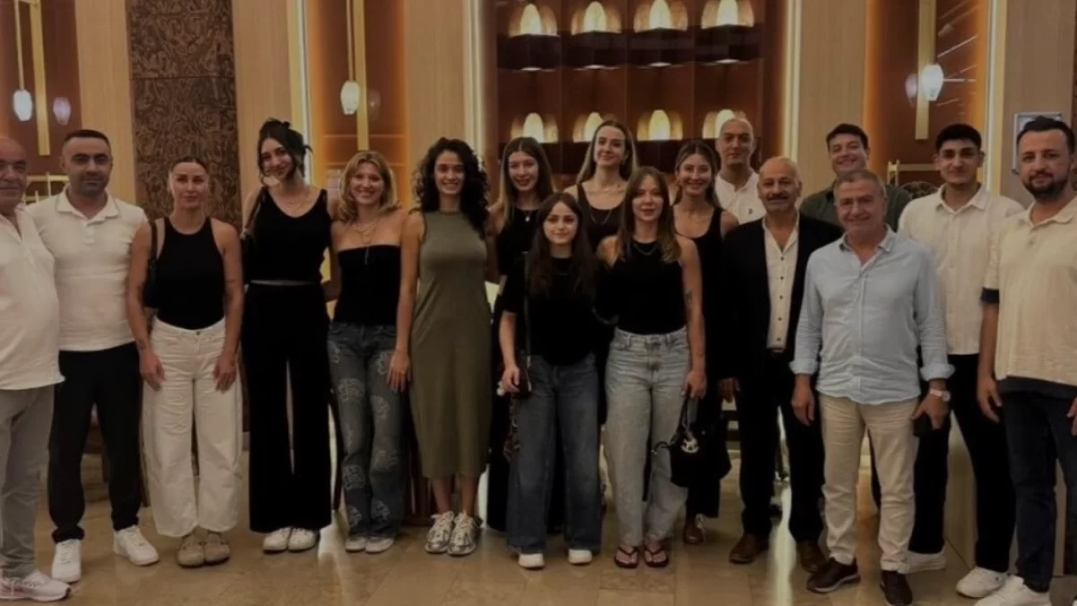 Merinos Kadın Voleybol Takımı Yeni Sezon Öncesi Moral Tazeledi