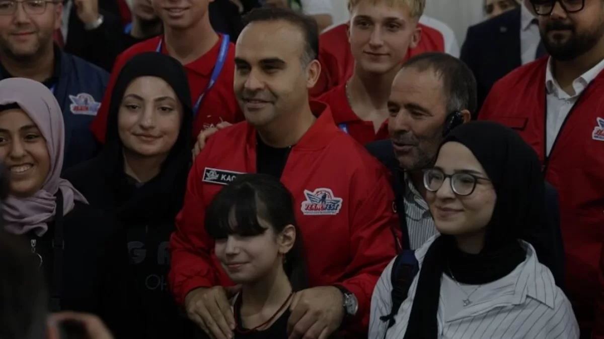 Bakan Kacır Diyarbakırda TEKNOFEST Finaline Katıldı