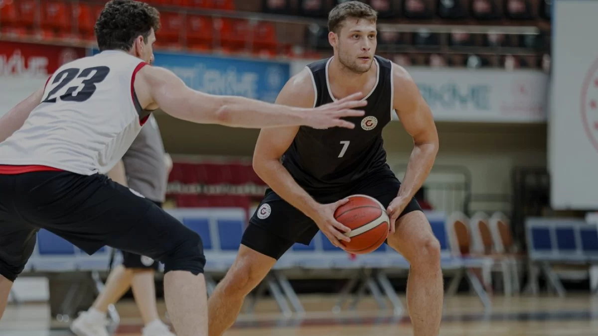 Gaziantep Basketbol Finalspor Karşısında Galibiyet Arıyor