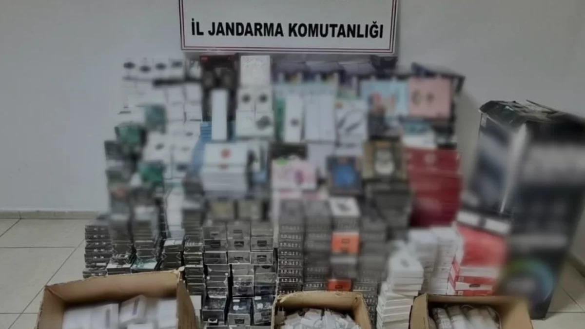 Gaziantep Jandarmasından Milyonluk Kaçak Elektronik Operasyonu